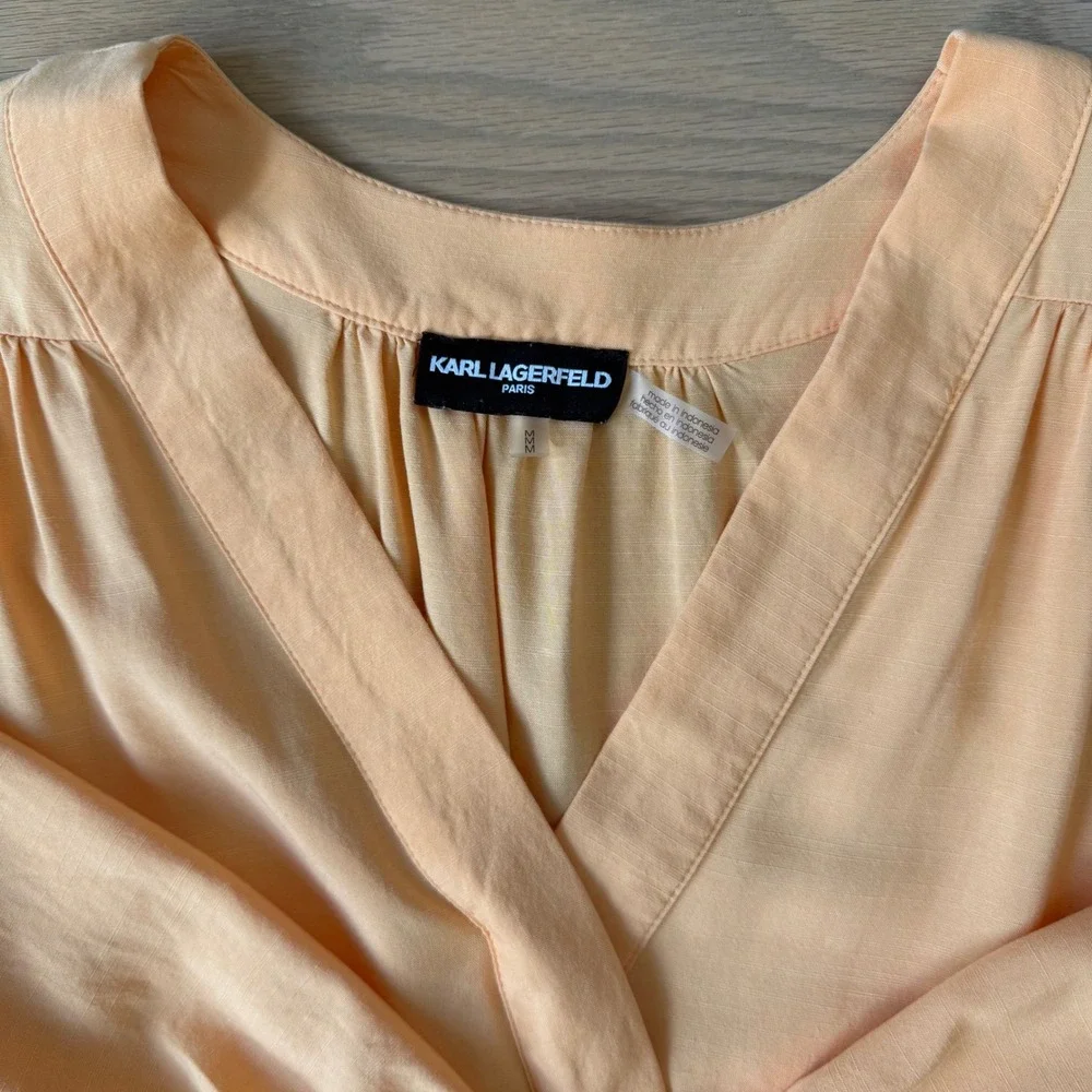 Karl Lagerfeld Paris Peach Wrap Blouse 3/4 Sleeve V-Neck Size M‎ Lyocell Blend
